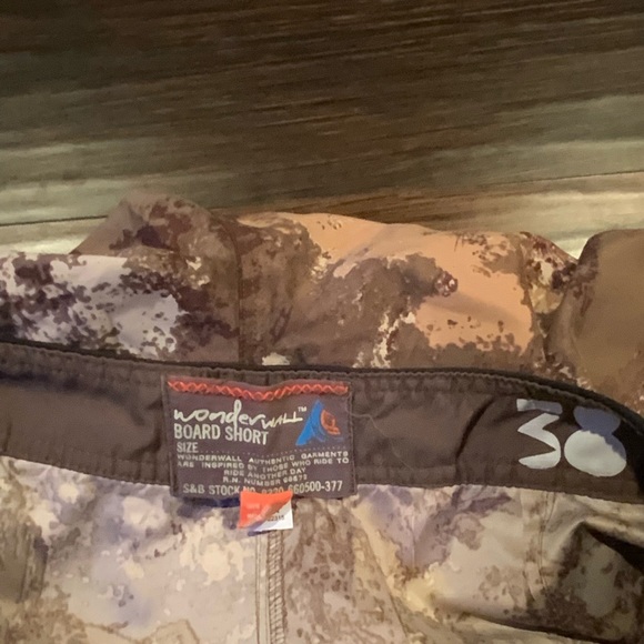 Wonderwall Board Shorts - Picture 3 of 3